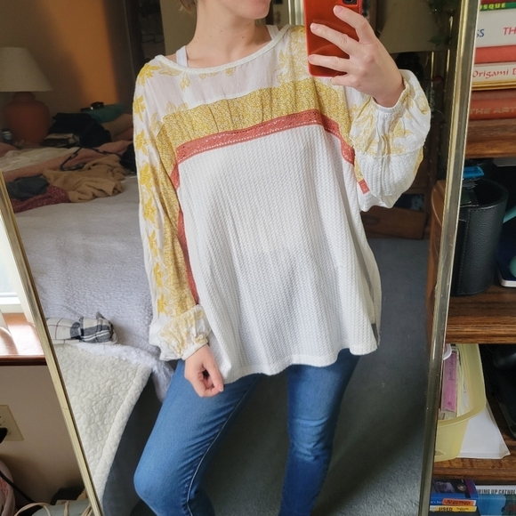 Forever 21 peasant top - Picture 2 of 5